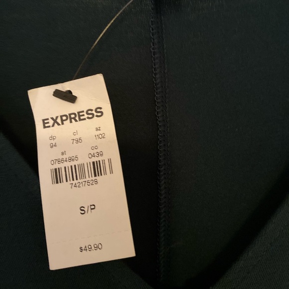 Express dress - Picture 3 of 6